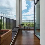 아파트 Architektow Avenue Free Parking By Renters *