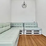 아파트 Architektow Avenue Free Parking By Renters