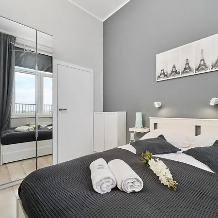 Architektow Avenue Free Parking By Renters